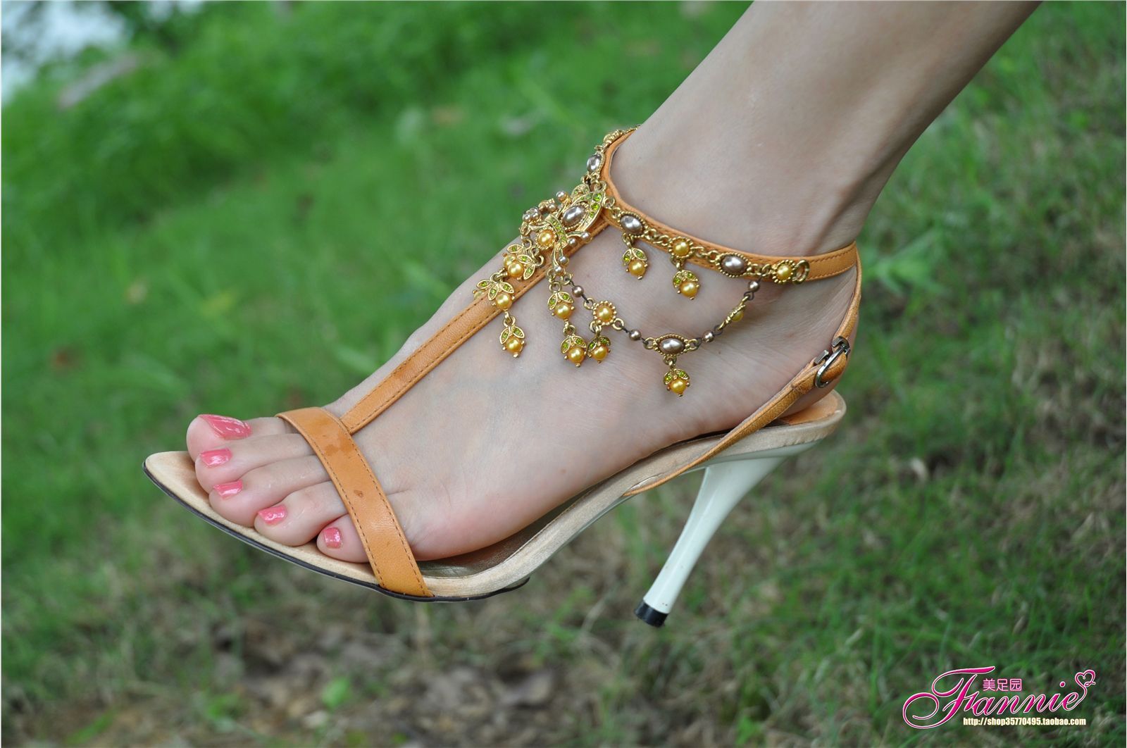 夏日阳光、细雨和微风（4） 芬妮高清丝足